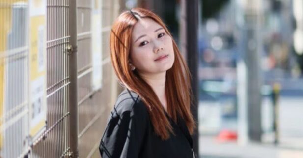金原ひとみ　年収