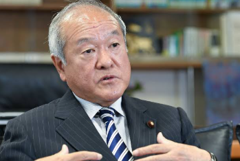 走行距離課税、誰が言い出した？言い出しっぺは石油連盟会長の天坊昭彦氏